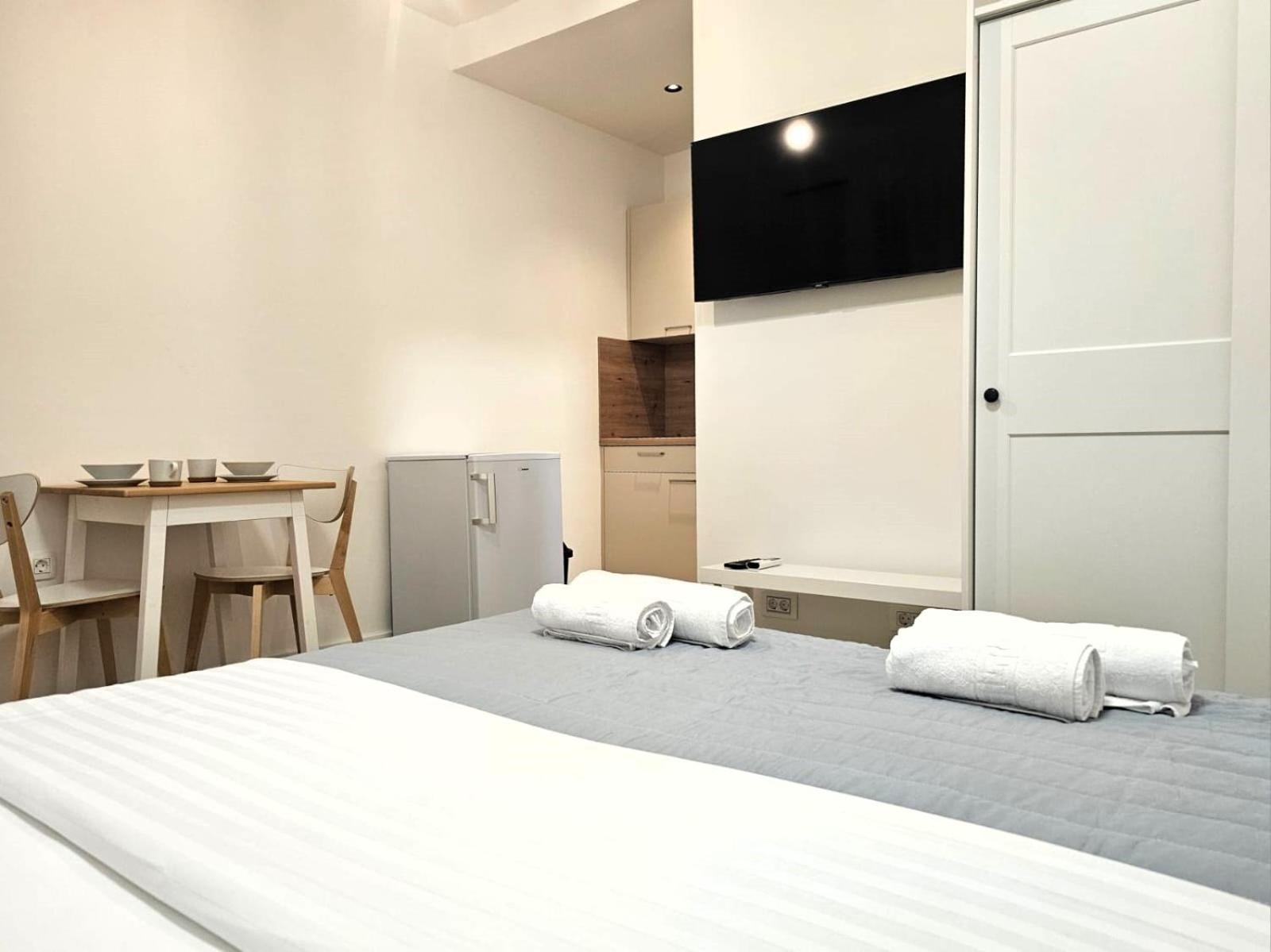 Apartments Miamare Primošten Habitación foto